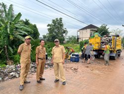 Lurah 5 Ulu Meninjau Pembuangan Sampah Liar: Upaya Meningkatkan Kesadaran Lingkungan