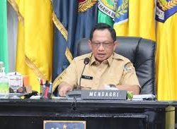 Mendagri Tito Karnavian Dorong Relokasi Warga Kolong Jembatan ke Rusunawa