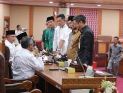 Sekda Batam Hadiri Rapat Paripurna DPRD Kota Batam, Bahas Tiga Agenda Utama