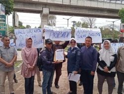 “Massa DPW-MSK Indonesia dan PB.FPMP Sumsel Sambangi Kejati Sumsel Terkait Dugaan Penyalahgunaan Wewenang Wakil Walikota Palembang”