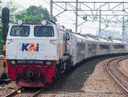 “Pemerintah Turunkan Tarif Transportasi Nataru 2025/2026 untuk Kendalikan Inflasi dan Dorong Wisata”