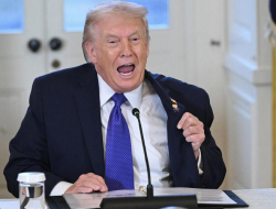 “Trump Ancam Tarif Demi Greenland, Tekanan Ekonomi AS Kian Agresif Global”