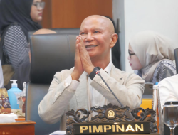 “DPR Tegaskan Anggaran Makan Bergizi Gratis Wajib, APBN Diminta Fokus Prioritas”