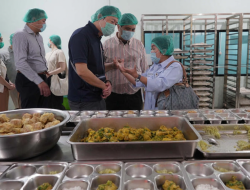 “492 Dapur MBG Disetop: Alarm Sanitasi Program Gizi Nasional Menggema di Sumatra”