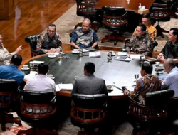 “Prabowo Gelar Lima Rapat Maraton di Hambalang, Bahas Pendidikan hingga Geopolitik”