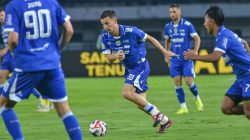 “Thom Haye Tegaskan Mental Juara, Persib Selangkah Lagi Ukir Sejarah Liga Indonesia”