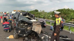 “Polisi Sebut Sopir Diduga Mengantuk, Kecelakaan Gus Hilman Tewaskan Dua Pendamping Staf”