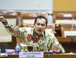“Saut Situmorang: Tambang Ilegal Tak Mungkin Berdiri Tanpa Jejak Pemberi Izin”