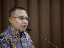 “Negara Masuk Aplikator, Nasib Ojol di Persimpangan Status dan Keadilan Digital”