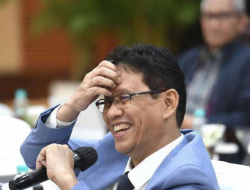 “Purbaya Akui Stres, Rupiah Melemah dan Alarm Kepercayaan Pasar Kian Nyaring Hari Ini”